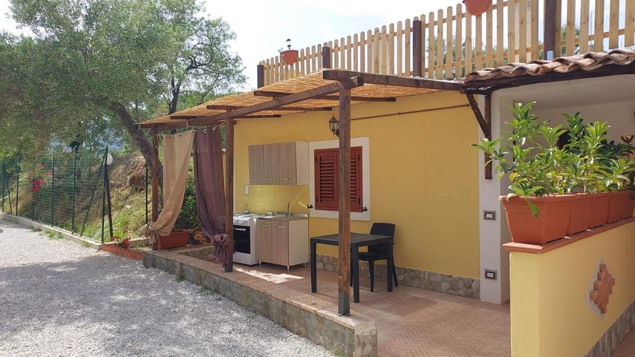 Parco Esmeralda - Family Residence E Breakfast Marina di Camerota Ruang foto