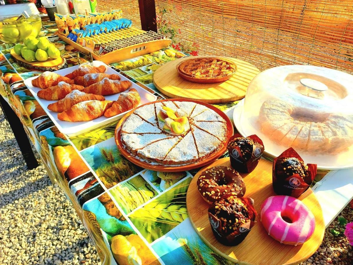 Parco Esmeralda - Family Residence E Breakfast Marina di Camerota Bagian luar foto
