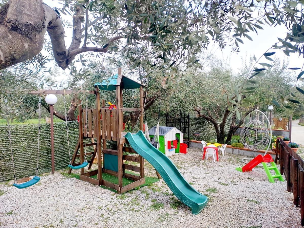 Parco Esmeralda - Family Residence E Breakfast Marina di Camerota Bagian luar foto