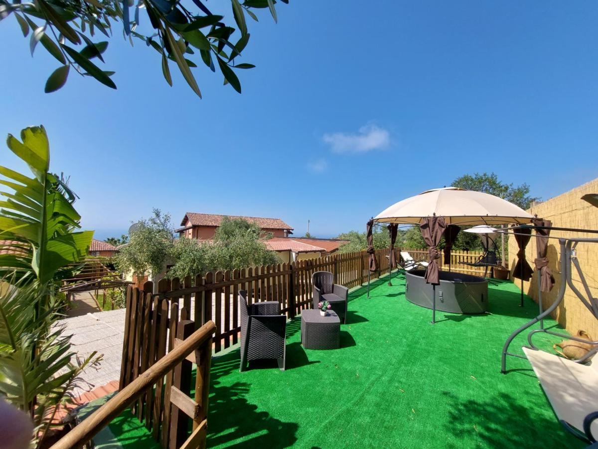 Parco Esmeralda - Family Residence E Breakfast Marina di Camerota Bagian luar foto