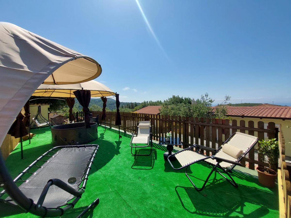 Parco Esmeralda - Family Residence E Breakfast Marina di Camerota Bagian luar foto