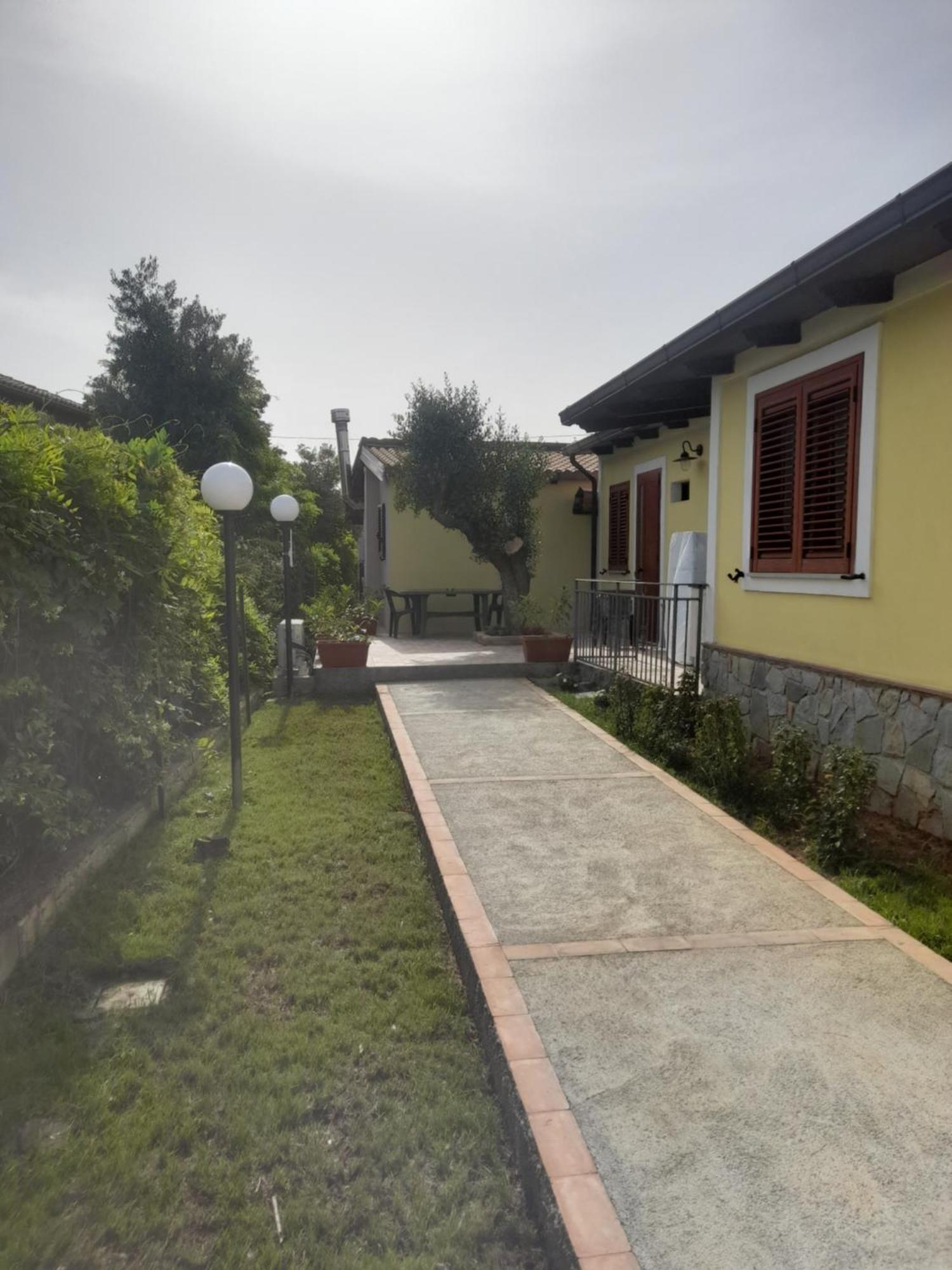 Parco Esmeralda - Family Residence E Breakfast Marina di Camerota Ruang foto