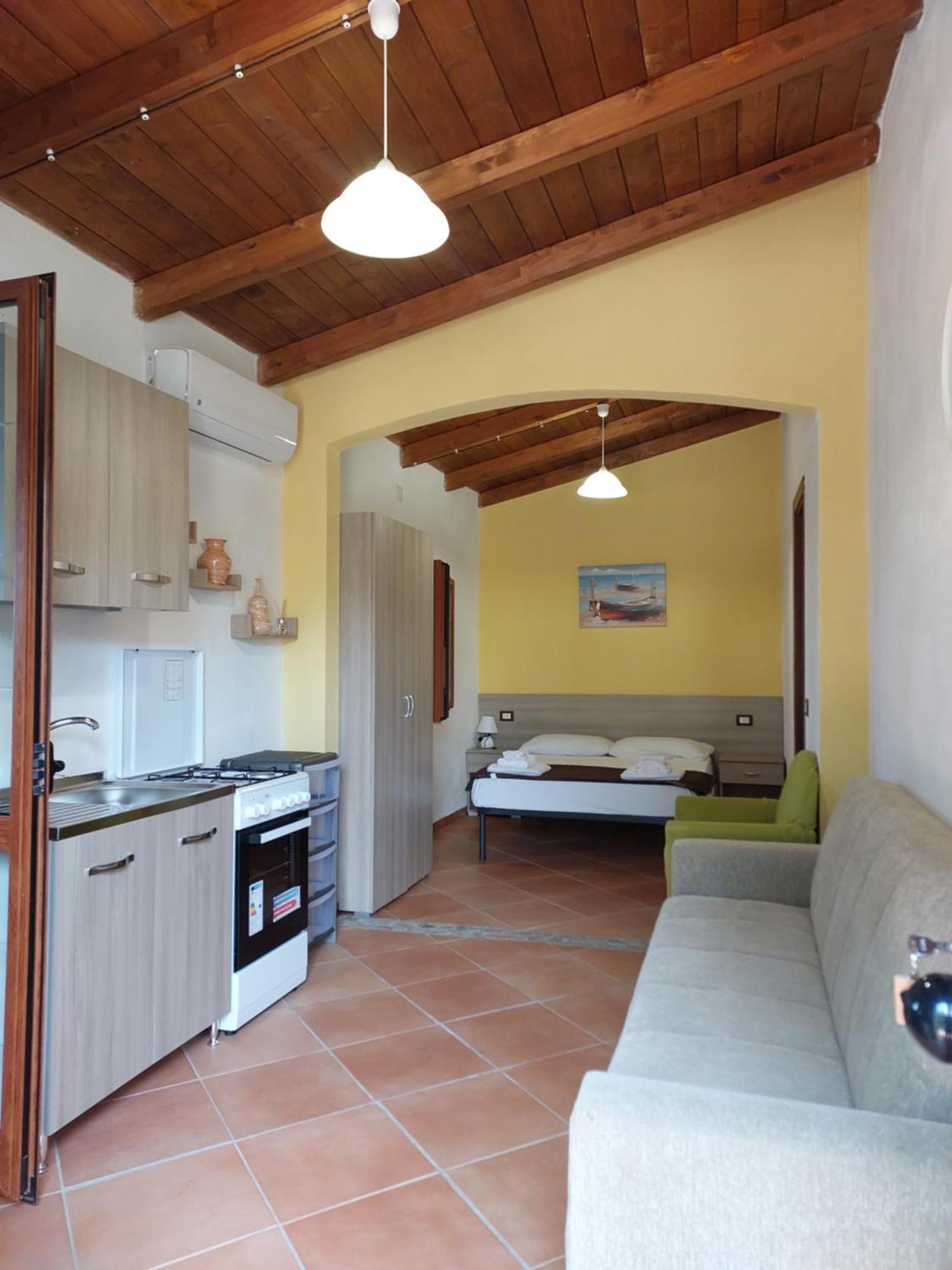 Parco Esmeralda - Family Residence E Breakfast Marina di Camerota Ruang foto